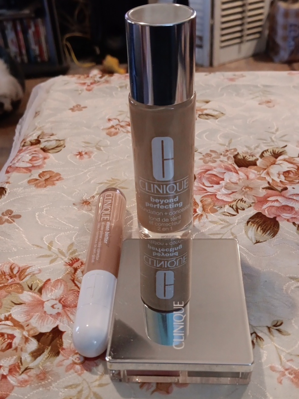 Clinique Beyond Perfecting Foundation + Concealer Duo in Beige
